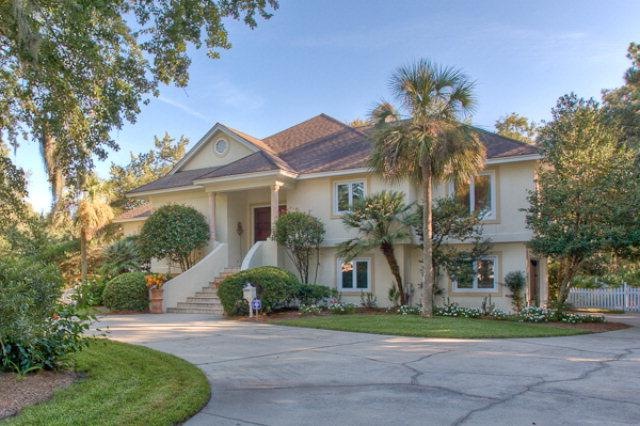 204 Palm Dr, Saint Simons Island, GA 31522 - photo 1