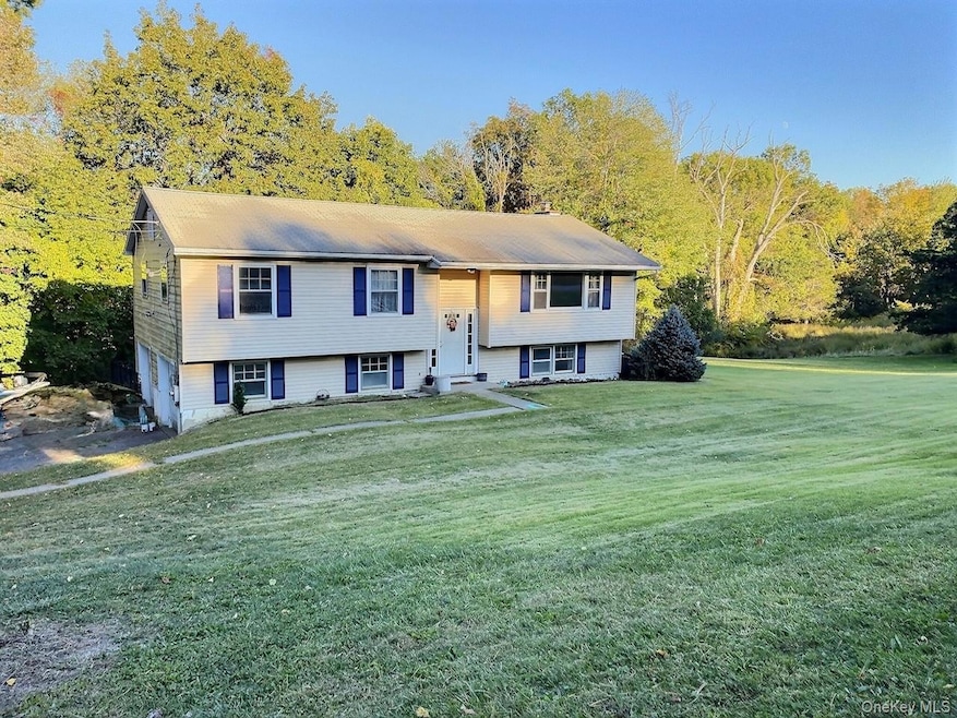 13 Eck Rd, Wappingers Falls, NY 12590 - photo 1