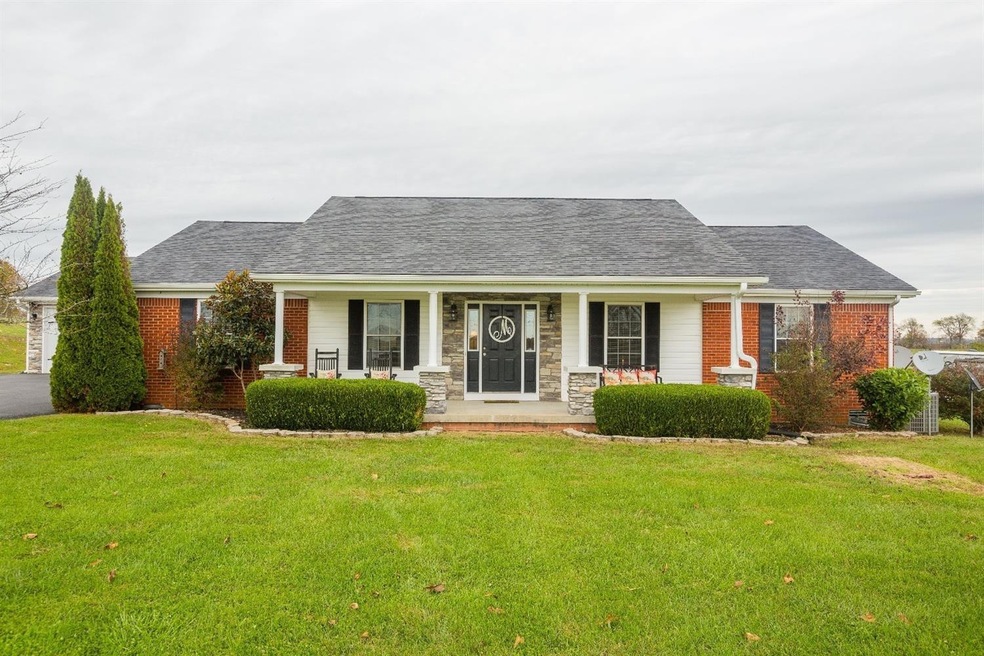 425 Paradise Camp Rd, Harrodsburg, KY 40330 - photo 1