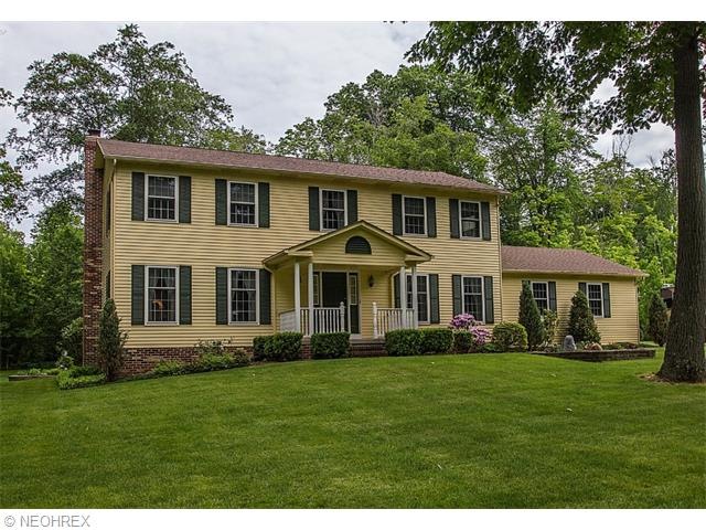 Welcome Home to 3522 Longwood Dr Medina, OH 44256