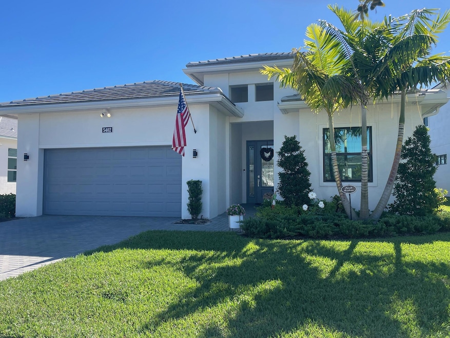 For Sale $839,000 • Co-Listing Agent