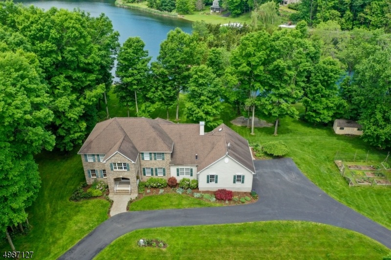 82 Skytop Rd, Newton, NJ 07860 - photo 1