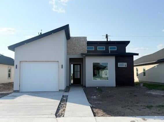 5909 N Playa Del Sol St, Edinburg, TX 78542 - photo 1