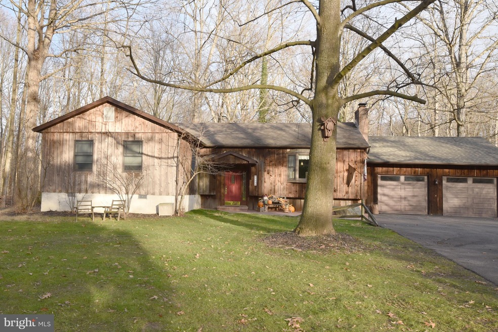 933 Woods Rd, Bear, DE 19701 - photo 1