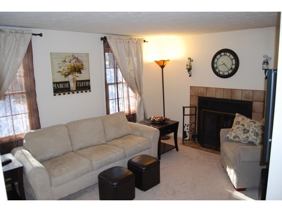 59 Glastonbury Dr unit U115, Nashua, NH 03063 - photo 1