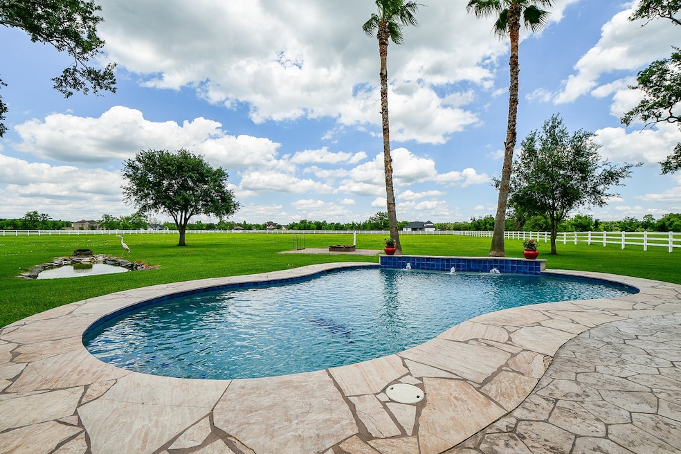 For Sale $660,000 • Co-Listing Agent