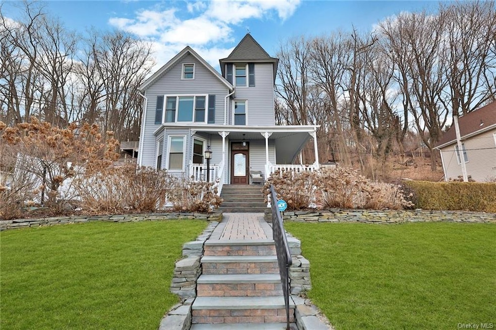 Sold $990,000 • Co-Listing Agent