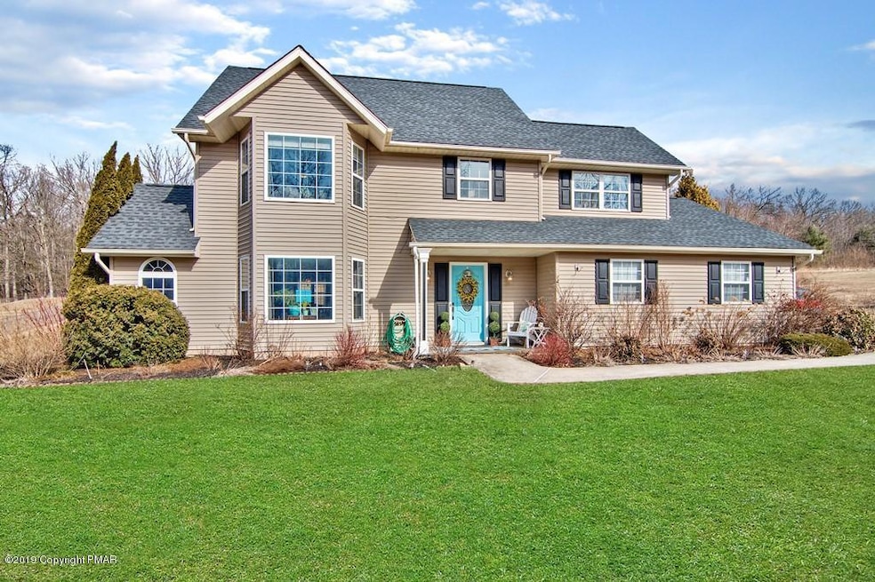 2275 Mountain Laurel Dr, Effort, PA 18330 - photo 1