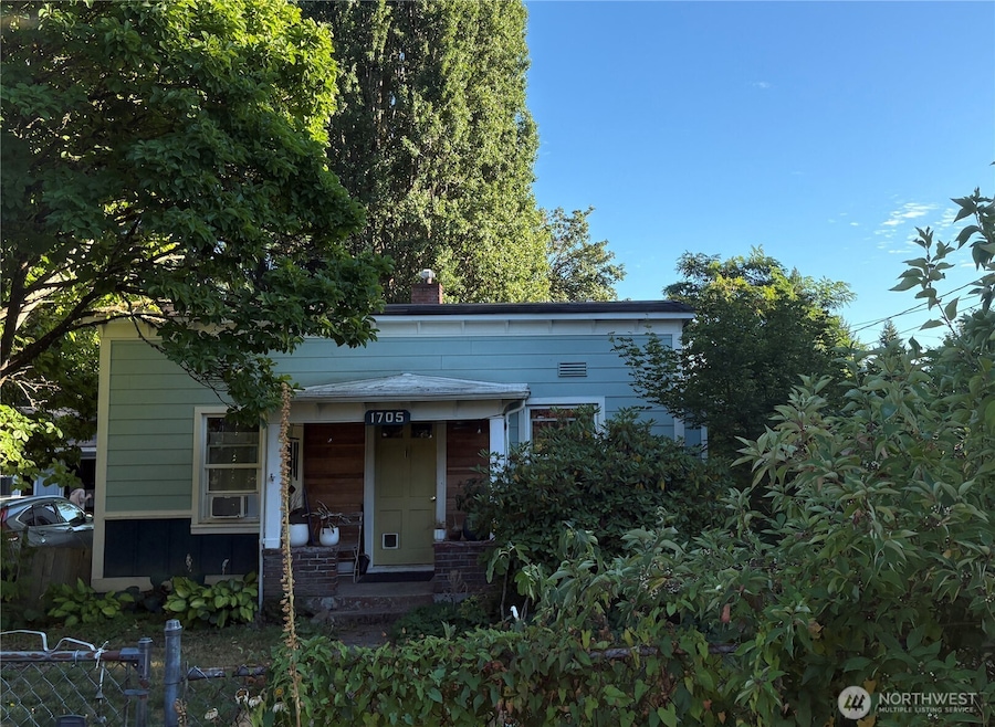 Sold $420,000 • Co-Listing Agent
