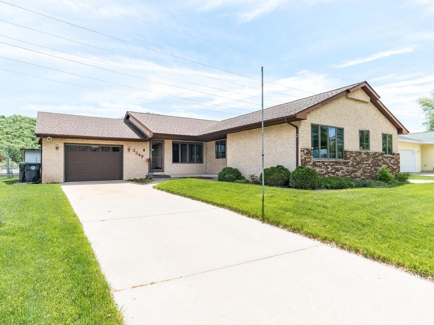 3247 29th Ct