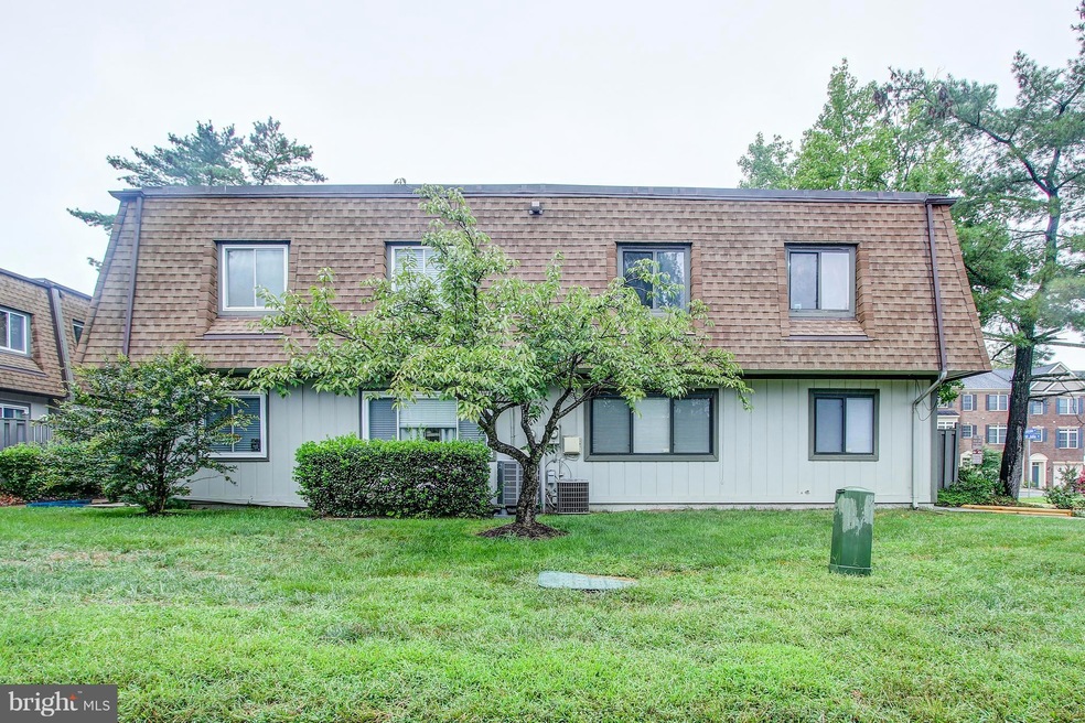 8007 Capistrano Place unit C, Alexandria, VA 22309 - photo 1