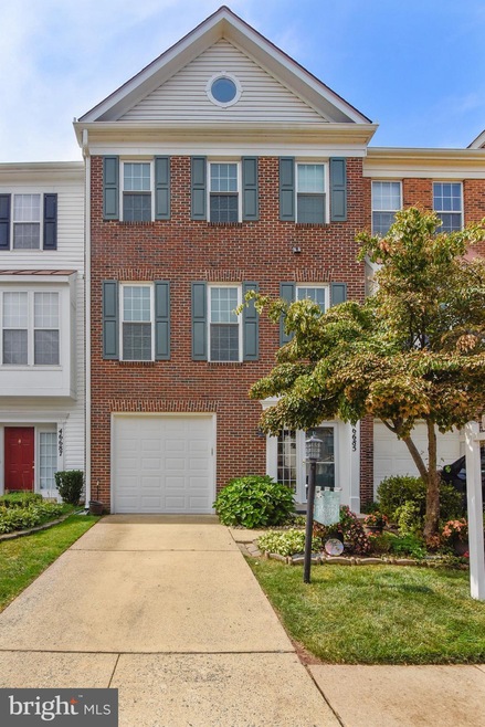 46685 Cavendish Square, Sterling, VA 20165 - photo 1