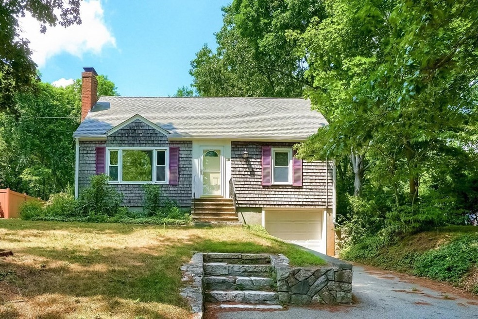 16 W Elm St, Pembroke, MA 02359 - photo 1