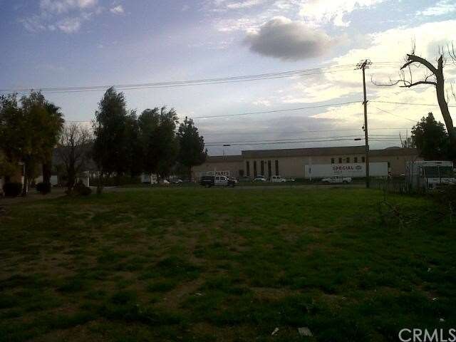 15594 Valley Blvd, Fontana, CA 92335 - photo 1