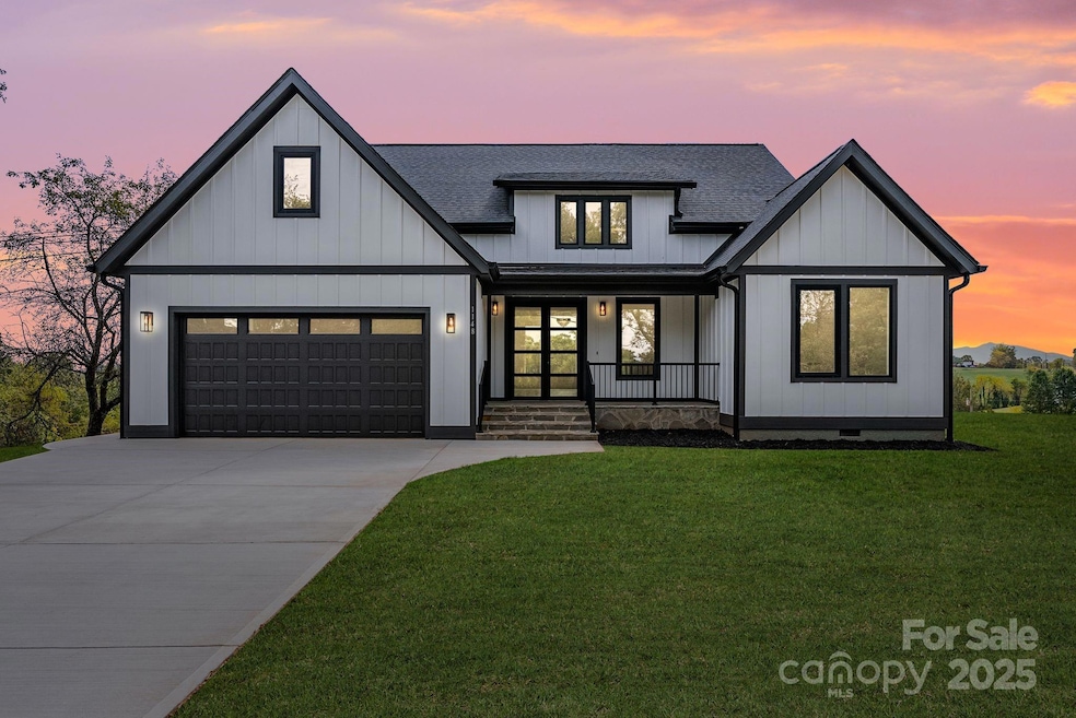 1148 Alexander Rd, Leicester, NC 28748 - photo 1