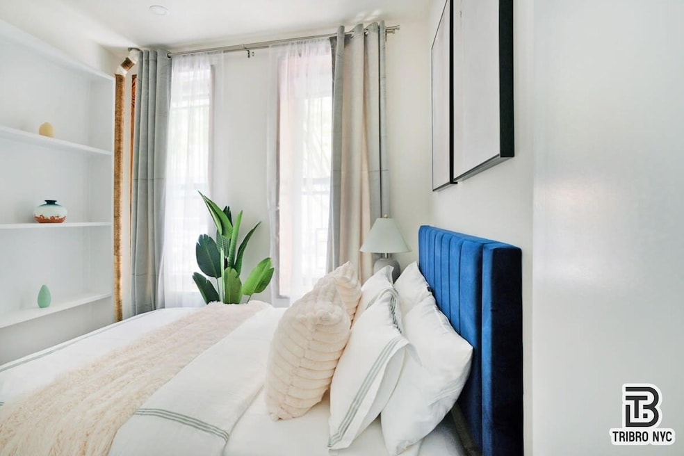 513 W 48th St unit 2RE, New York, NY 10036 - photo 1