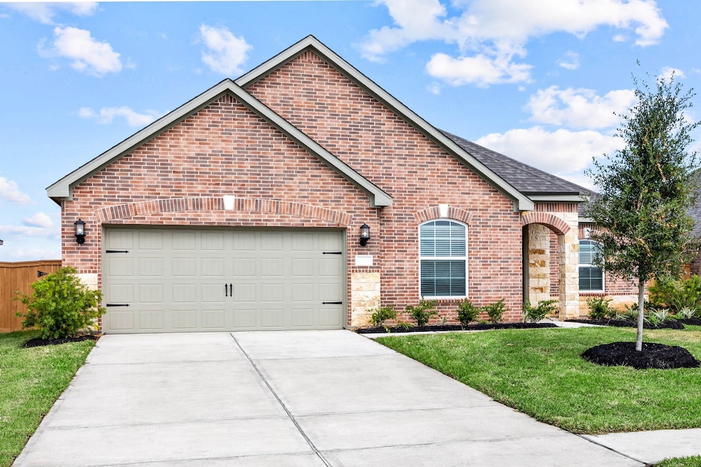 2911 Matira Beach Ln, Texas City, TX 77510 - photo 1