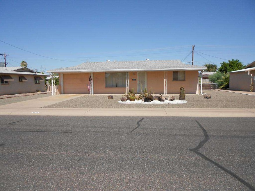 5310 e University 001