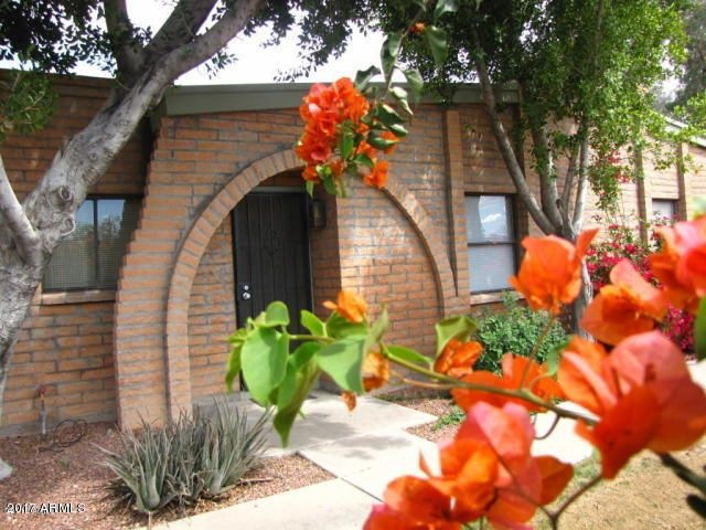 Entrance 1