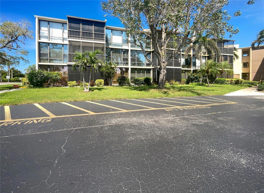 Bird Bay Leisure unit 113, Venice, FL 34285 - photo 1