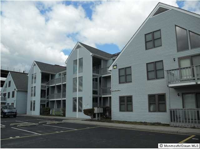 42 Hamilton Ave unit 13, Seaside Heights, NJ 08751 - photo 1
