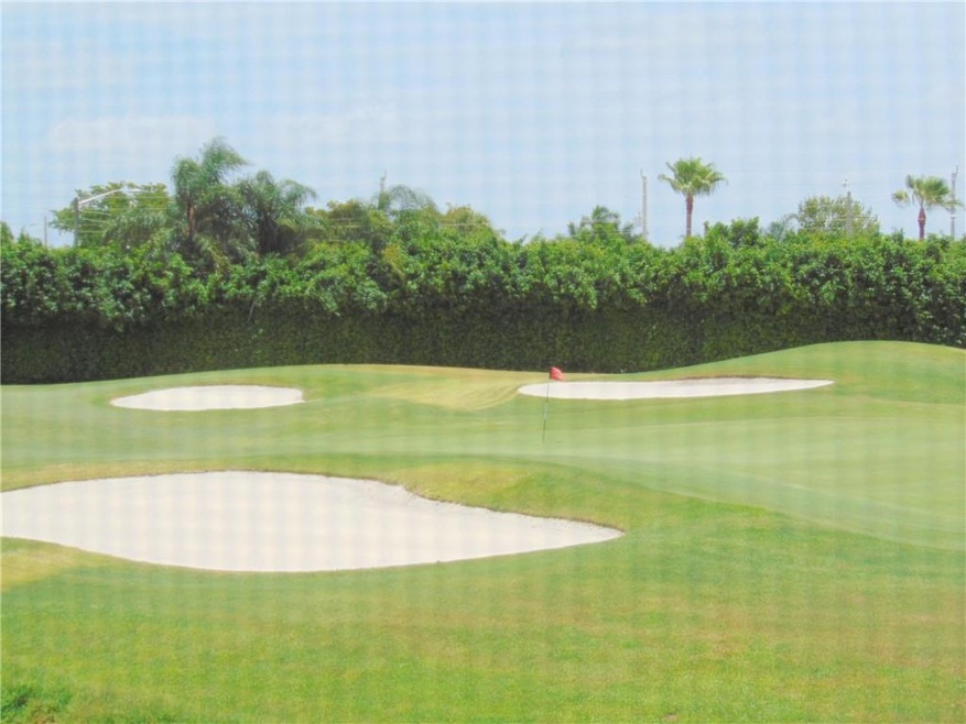 DIRECT GOLF & WATER VIEW. NO MEMBERSHIP REQUIREMEN