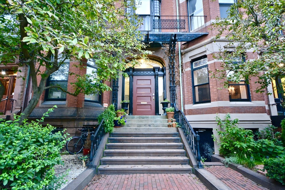 341 Commonwealth Ave unit 6, Boston, MA 02115 - photo 1