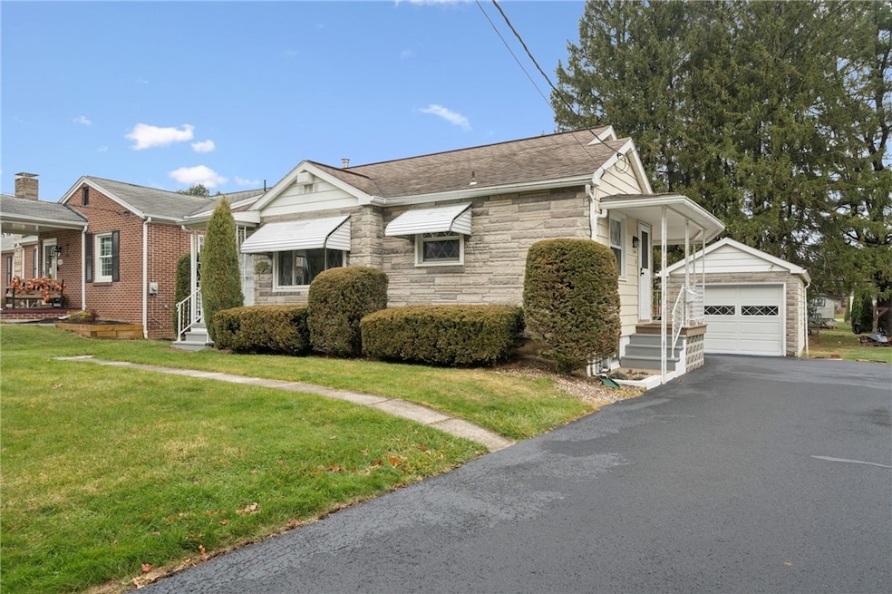 1040 Haverford St, Johnstown, PA 15905 - photo 1