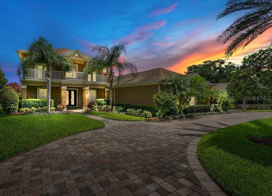 Sold $735,000 • Co-Listing Agent