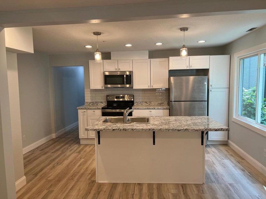 910 Oliver Ave N unit 3, Minneapolis, MN 55411 - photo 1