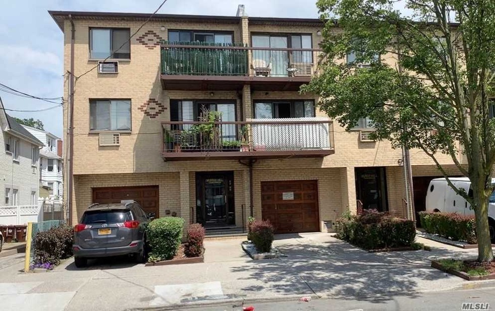 4249 159th St unit 2A, Flushing, NY 11358 - photo 1