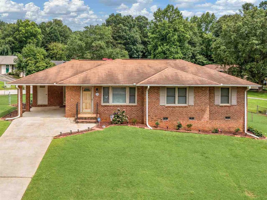 3029 Bobolink Dr, Rex, GA 30273 - photo 1