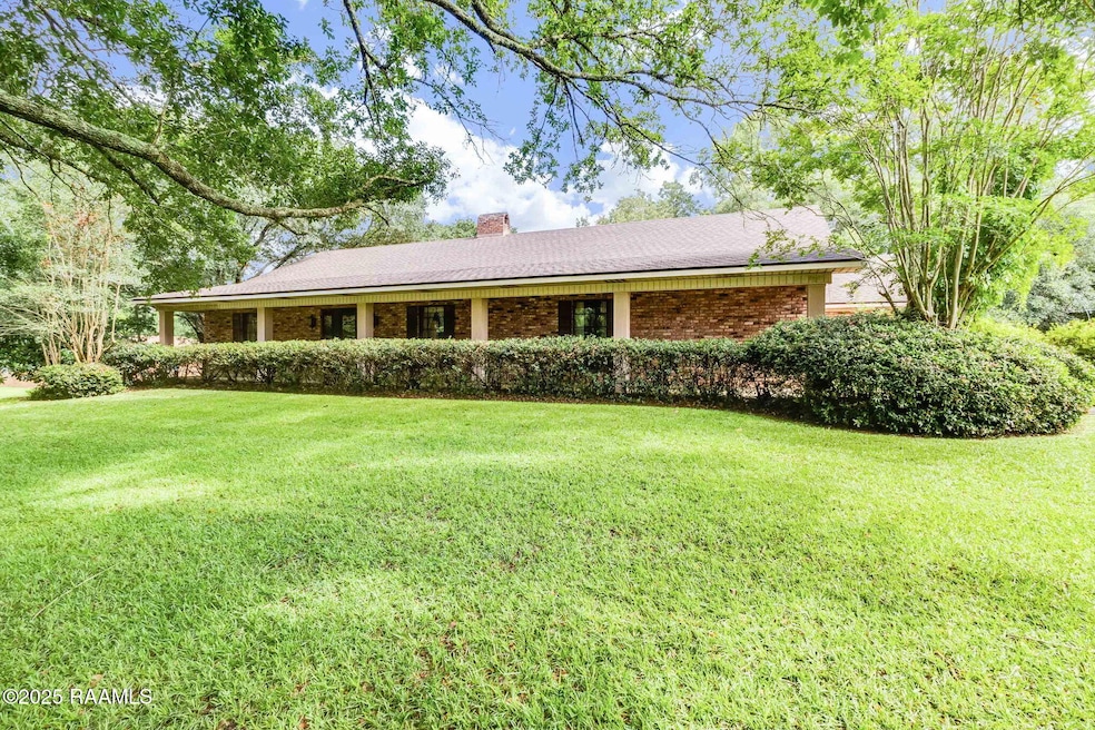 1-web-or-mls-138 Cypress Dr-21
