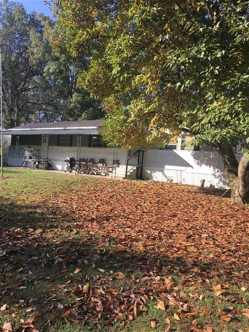 172 J St SW, Linton, IN 47441 - photo 1