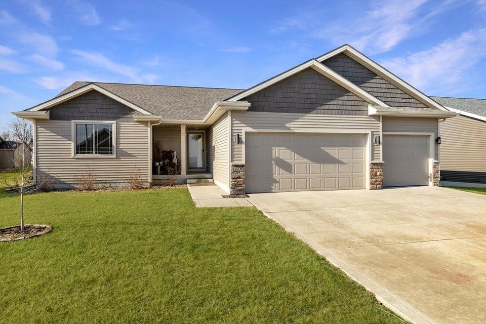 1406 S 6th St, Adel, IA 50003 - photo 1