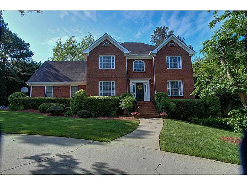 Exterior Front. Welcome home to 2600 Willow Green 