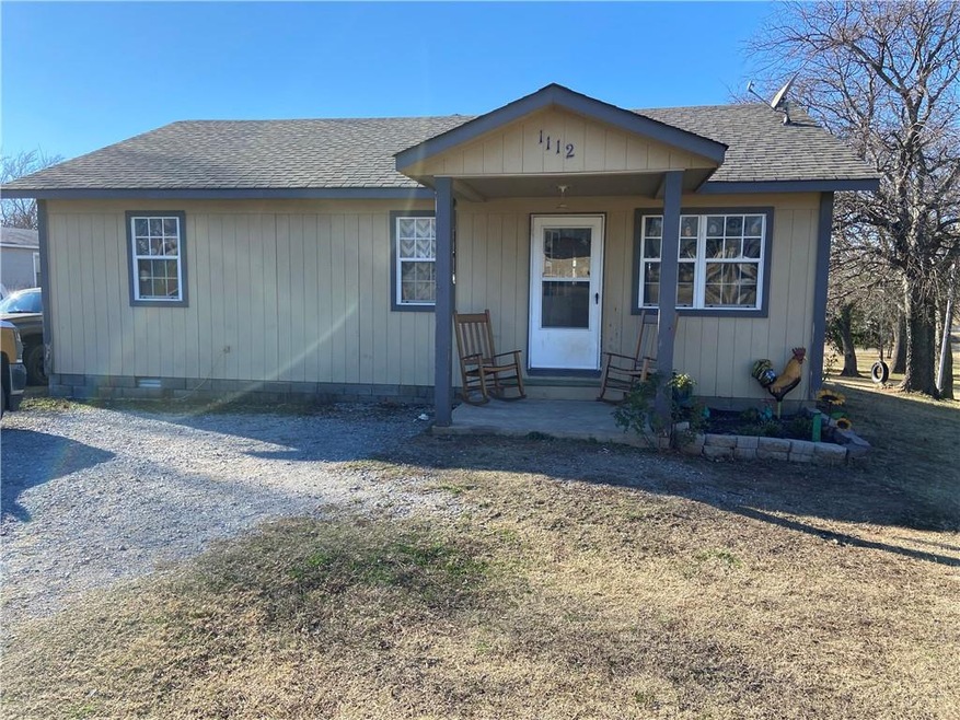 1112 E 7th St, Sulphur, OK 73086 - photo 1