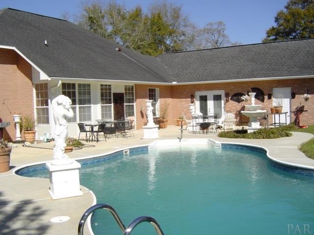 2706 Ashbury Ln, Cantonment, FL 32533 - photo 1