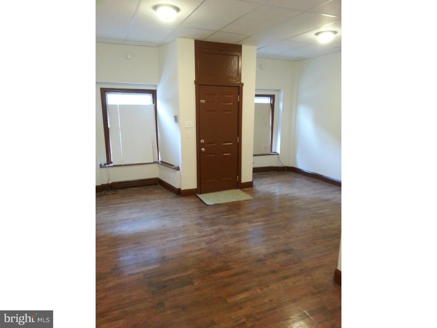 211 N Furnace St unit 1, Birdsboro, PA 19508 - photo 1