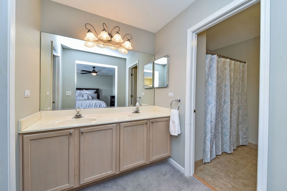 2844 Bluewater Cir unit 2, Naperville, IL 60564 - photo 1