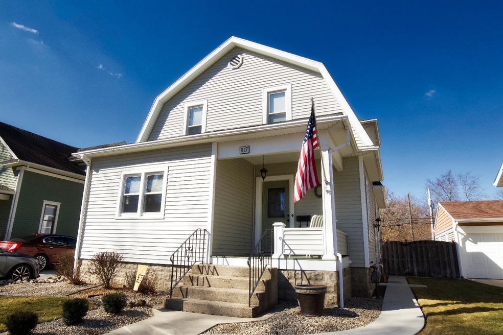 817 Midway Dr, Auburn, IN 46706 - photo 1