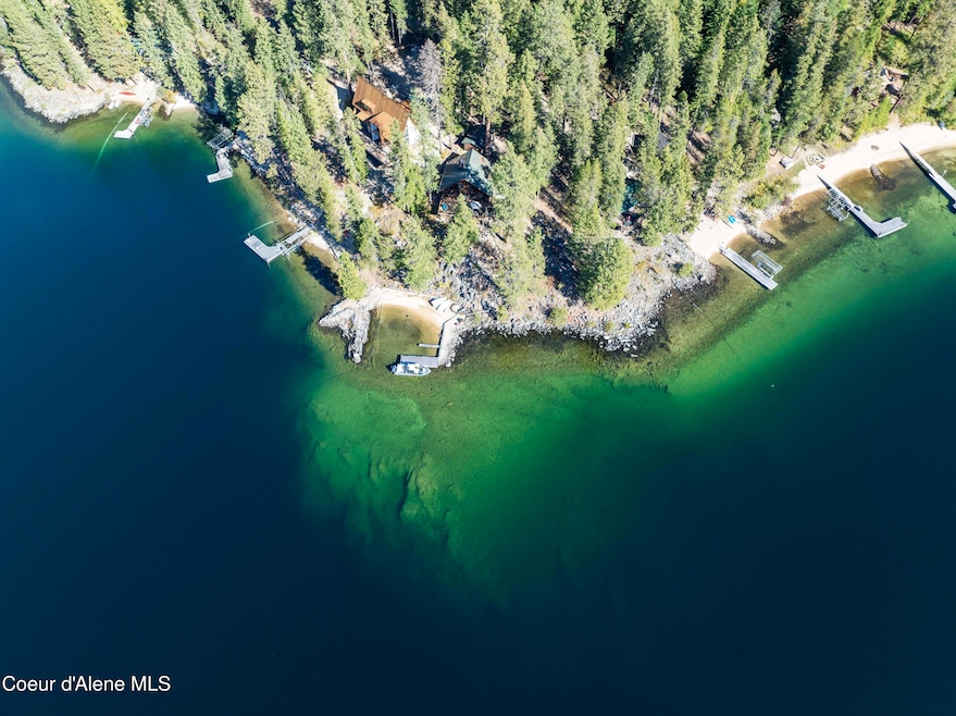 For Sale $2,500,000 • Co-Listing Agent