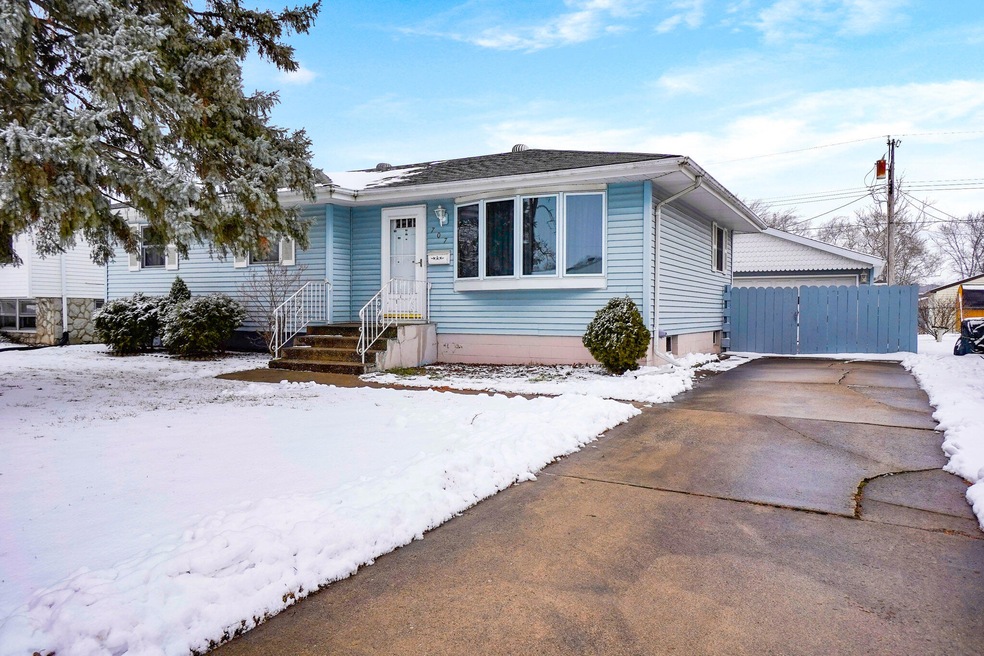 707 211th Place, Dyer, IN 46311 - photo 1