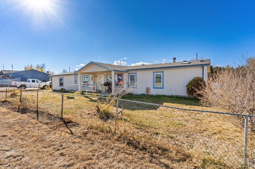 1621 Carltonia St, Pueblo, CO 81006 - photo 1