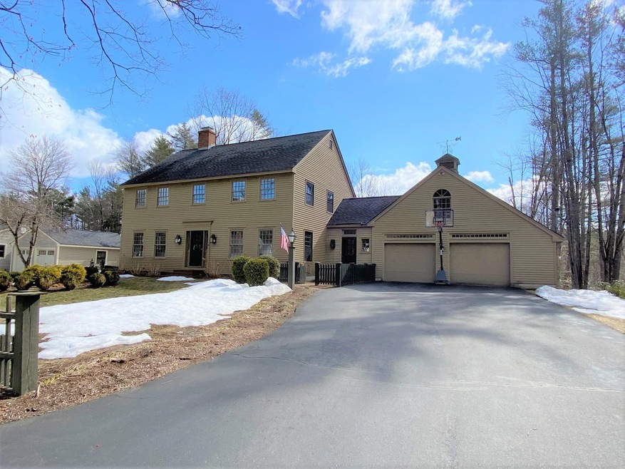 91 Ledgewood Rd, Claremont, NH 03743 - photo 1