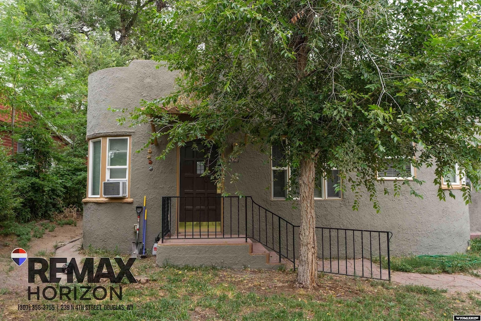 327 S 6th St, Douglas, WY 82633 - photo 1