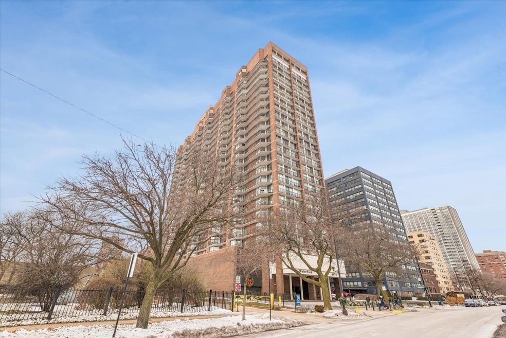 The Waterford unit 14H, Chicago, IL 60613 - photo 1
