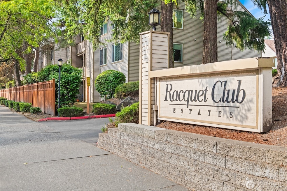 For Sale $399,950 • Co-Listing Agent