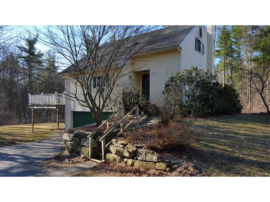 40 Lancaster Crossing Rd, Salem, NH 03079 - photo 1