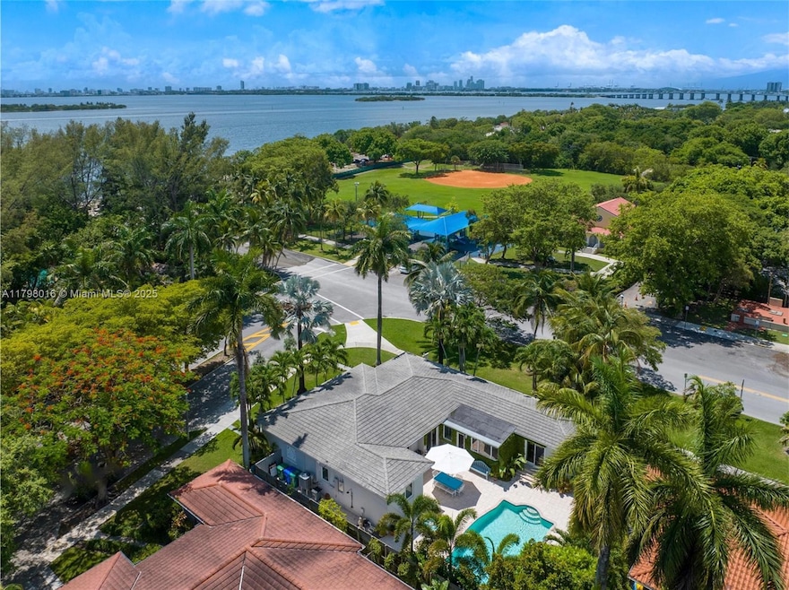 Sold $2,300,000 • Co-Listing Agent